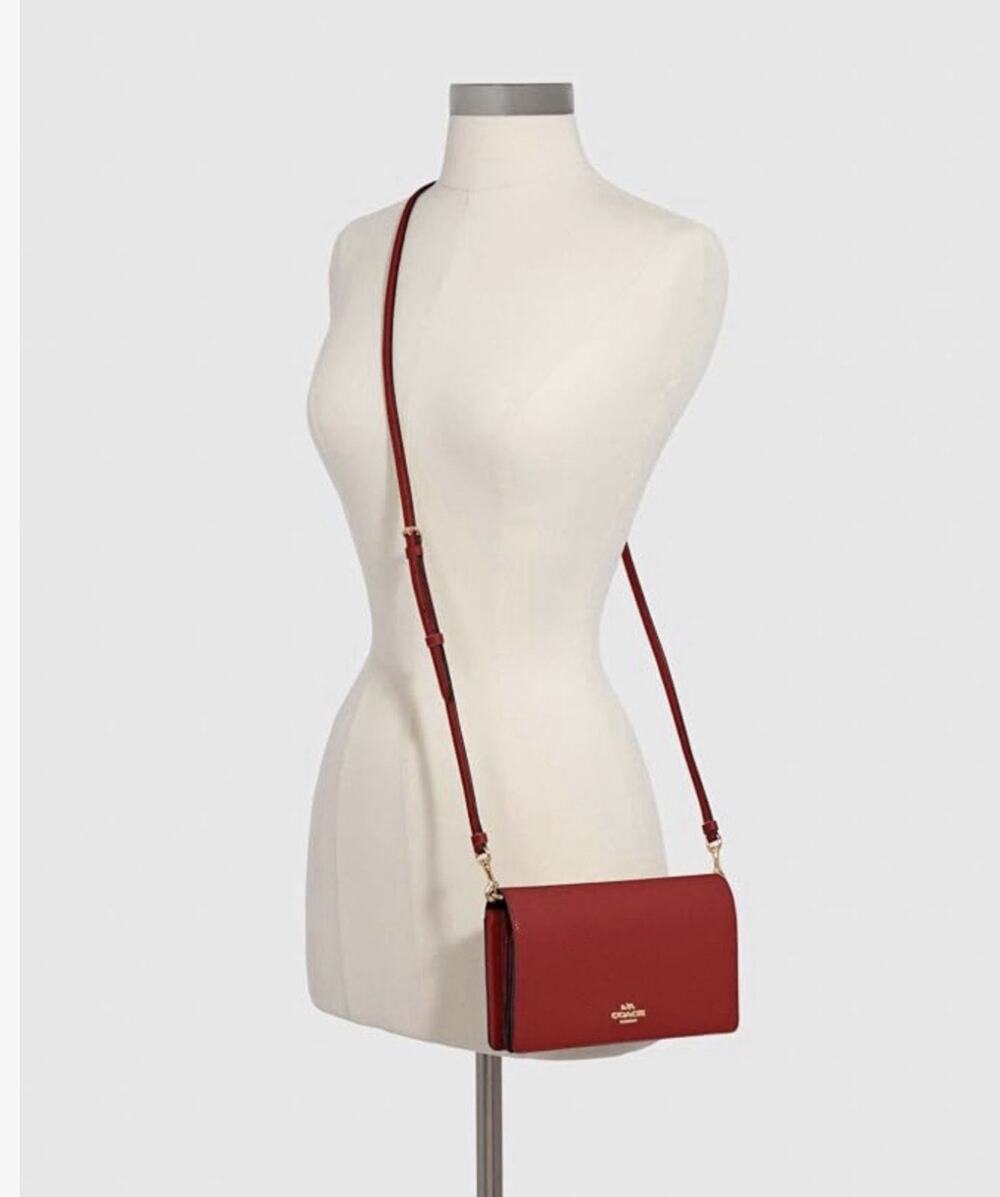 COACH Red One Point Shoulder Bag Women's Small Crossbody Strap 20x12cm Auth